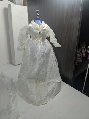 Vintage Barbie clone wedding dress and veil 