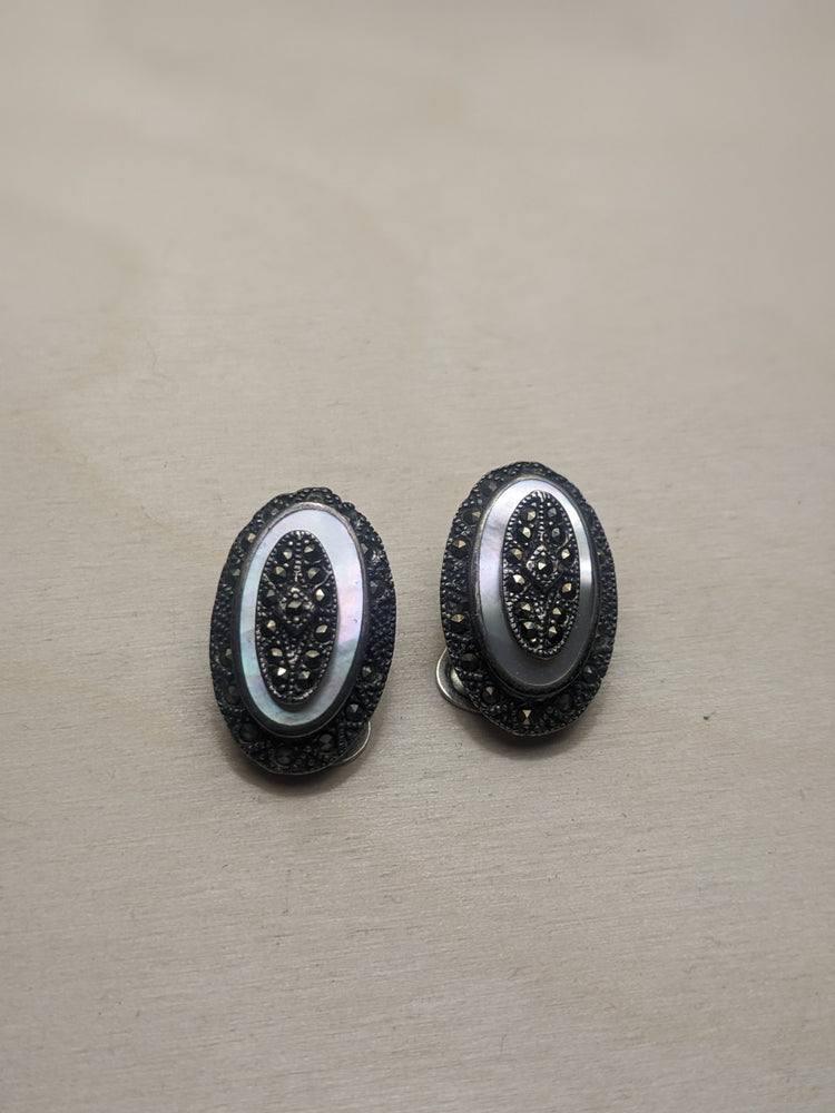Vintage Thai 925 Sterling Silver Marcasite Clip-On Earrings EUC Oval