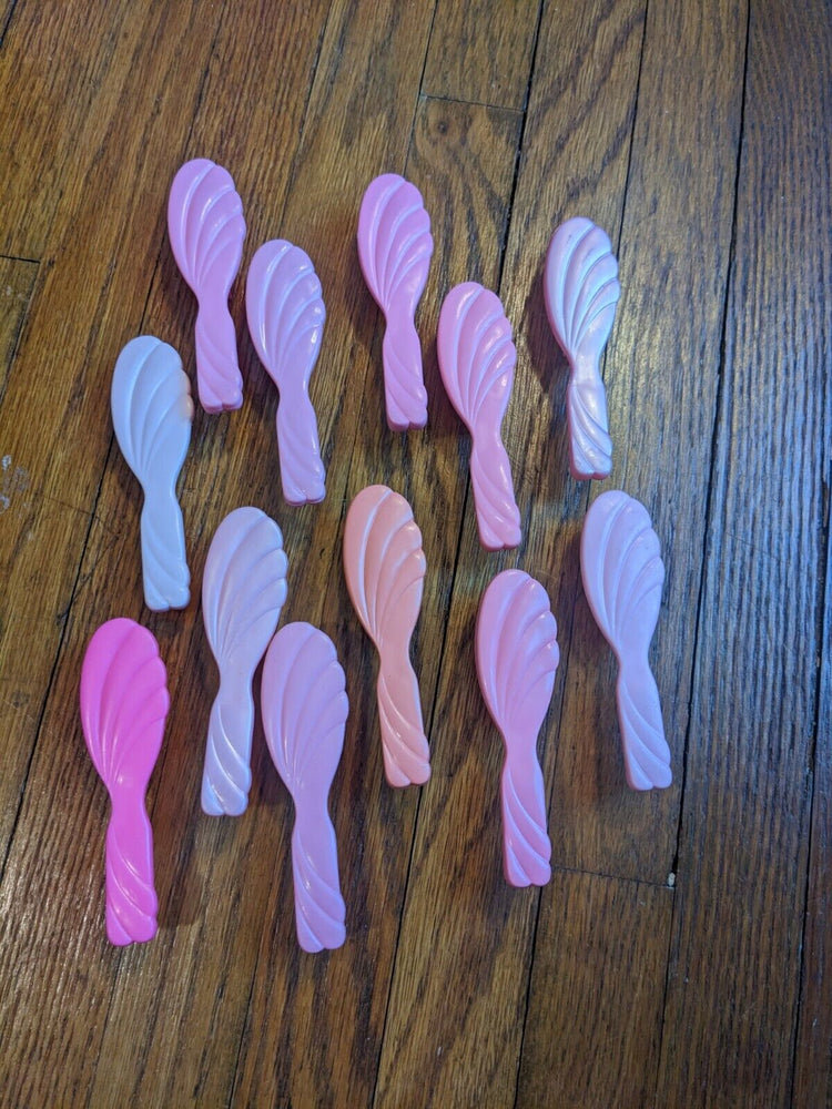 BARBIE HAIR BRUSH LOT OF 12 STANDARD 1990s PINK DOLL ACCESSORIES Dozen 