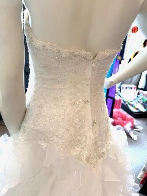 Monique Luo Wedding Dress Davids Bridal Tulle/Faux Pearl Beading sz 2- 4 Xs