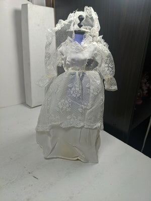 Vintage Barbie clone wedding dress and veil 