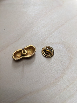 VINTAGE 1976 JIMMY CARTER PEANUT LAPEL PIN
