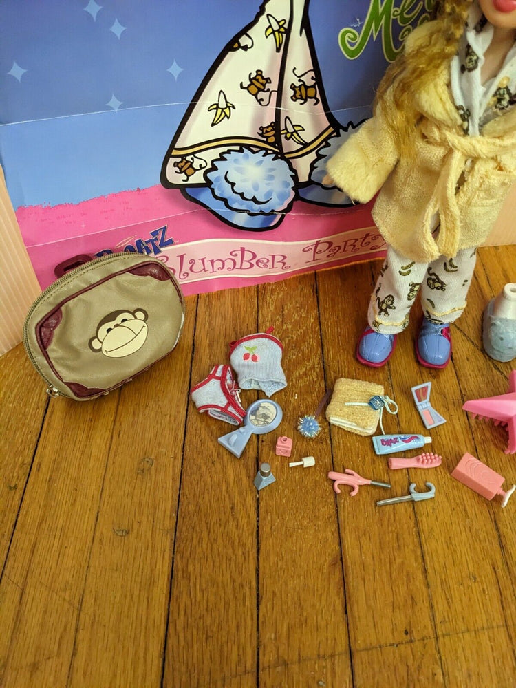 Bratz Doll 10" Meygan Slumber Party First Edition 2001 & Accessories