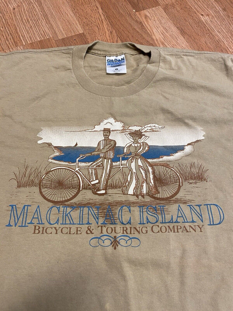 VINTAGE Mackinac Island T Shirt Men Large Bicycle & Touring Company