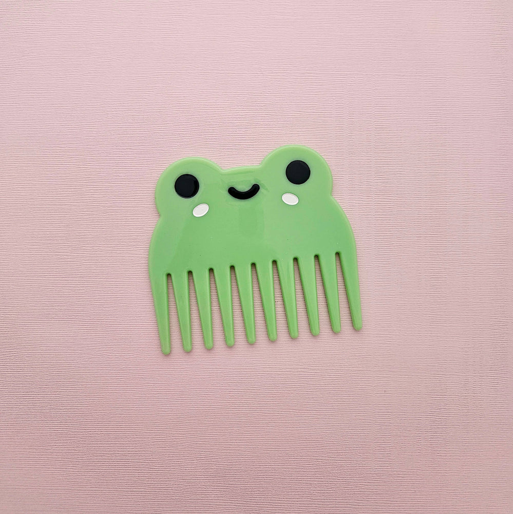 Froggy wide-tooth comb