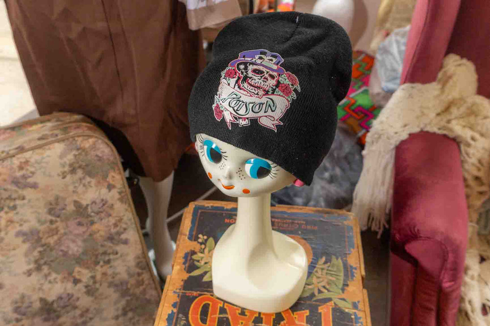 Poison Skull Beanie – Vintage Rock Style