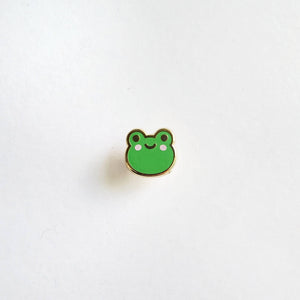 Froggy enamel mini pin