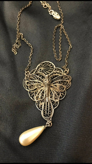 Art Deco 1930s Topazio Filigree Butterfly Necklace – Silver