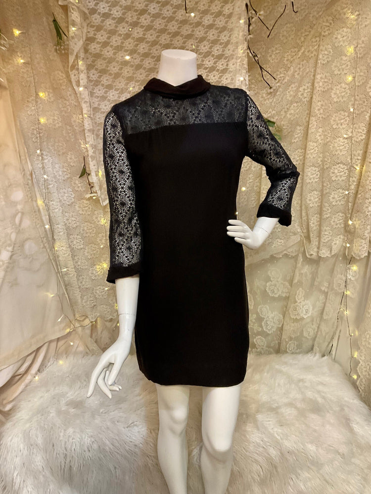 1960’s Spiderweb Crotched Lace Mini Dress small medium