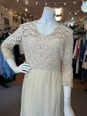 Vintage Fred Pearlberg I. Magnin 1960's Irish Lace Wedding Dress