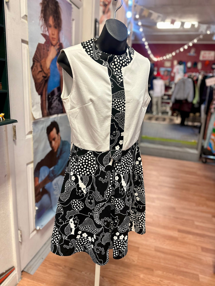 1960's Mod Black and White Dress with Faces M/L