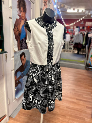 1960's Mod Black and White Dress with Faces M/L