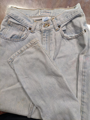 90s high waist light wash mom jeans size 24" waist straight leg SHORT Xxs Arizona As is