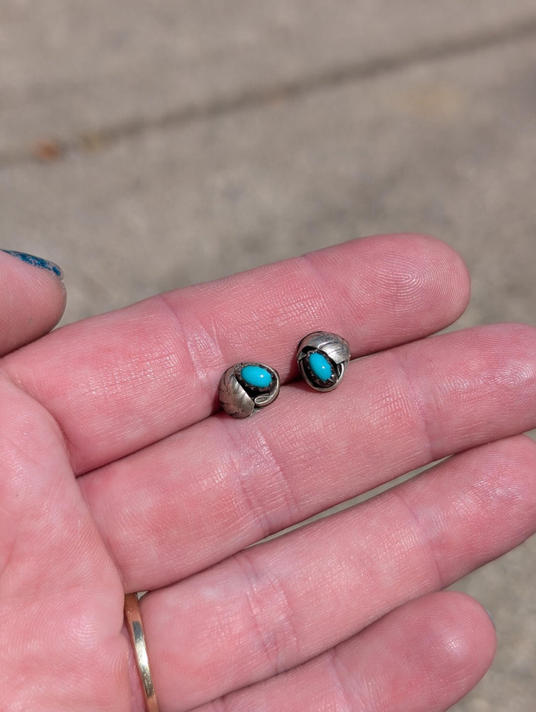 70s Southwestern style turquoise silver stud earrings Cowgirl Western