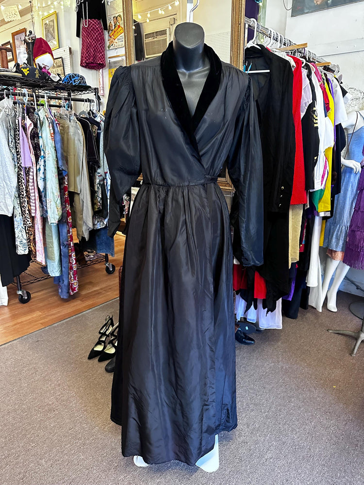 Vintage Oscar De La Renta for Appel Black and Velvet Wrap Dress for STUDY or RESTORATION as is SALE