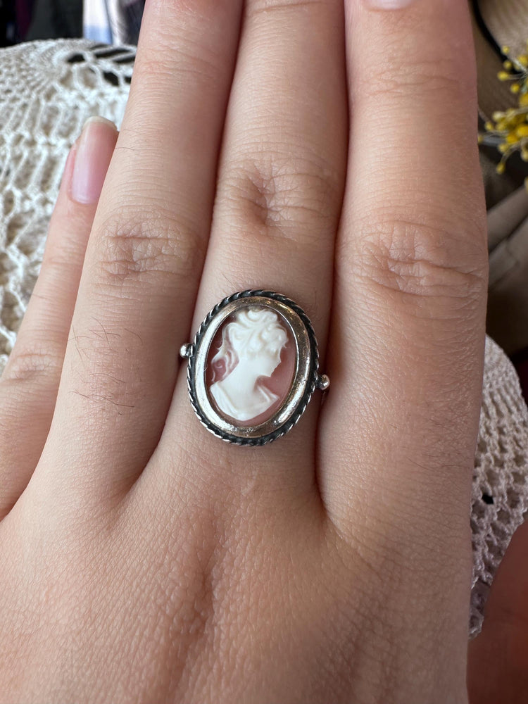 Sterling Silver Off Set Pink Cameo Ring As Is