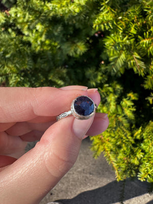 Art Deco Blue Saphire Sterling Silver Ring size 6.5