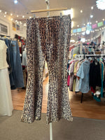 Aardvark's Odd Ark Vintage Plus Size XL Leopard O-Ring flares