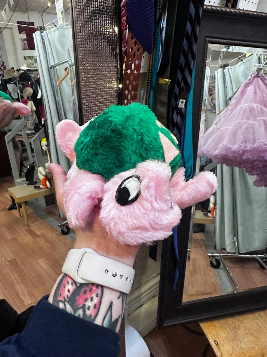 1960s/70s Sorority Pink Turtle Plush by Sheram Puppets – House of Dow