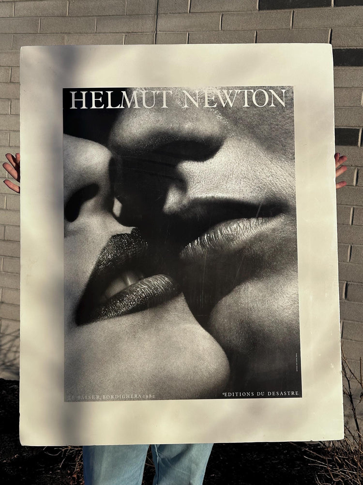 Vintage 1982 Helmut Newton Le Baiser Boridhera Kiss French Poster Art Print Matted