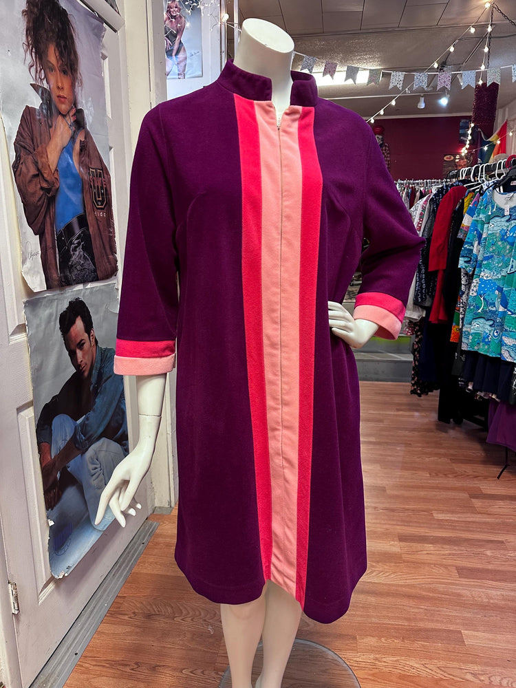 1970's Retro Vanity Fair Color Block Polyester House Dress MuuMuu