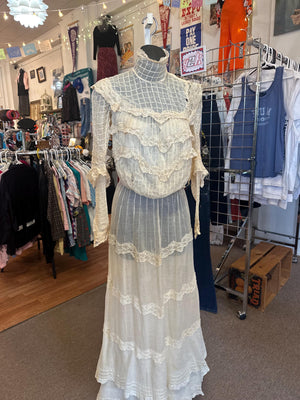 Victorian Two-Piece Dress Set with Corset & Calfskin Shoes – For Study or Display Only