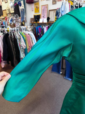 1950s Vintage Emerald Green Cocktail Wiggle Dress – Size L (Curvy Fit) – As-Is