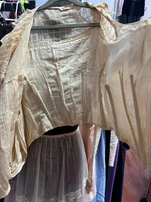 Victorian Two-Piece Dress Set with Corset & Calfskin Shoes – For Study or Display Only