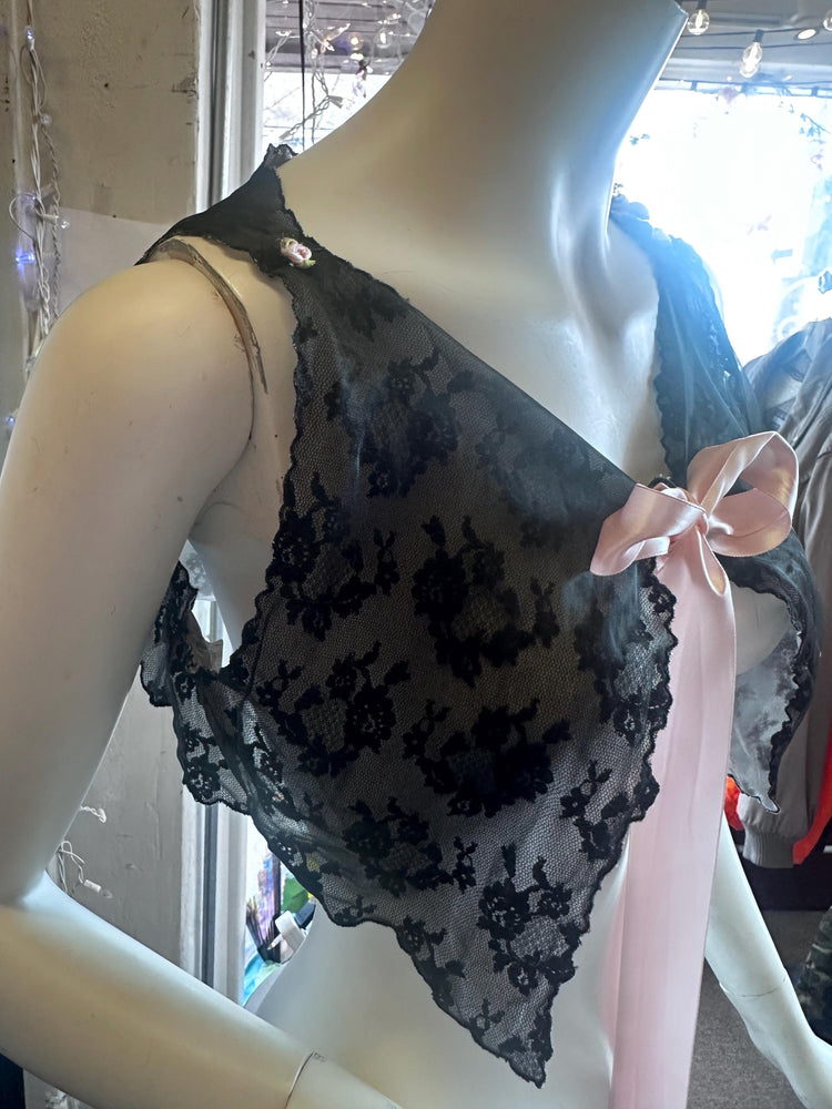 1950s/60s Vintage Eyeful Black Lace Lingerie Capelet Top – Pink Bow Detail (Sz S/M)