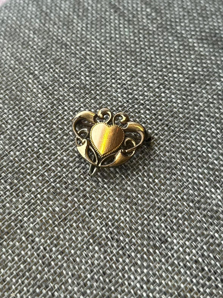 Antique Victorian Edwardian Heart Brooch Pin – “DS Co” Stamped, 1”