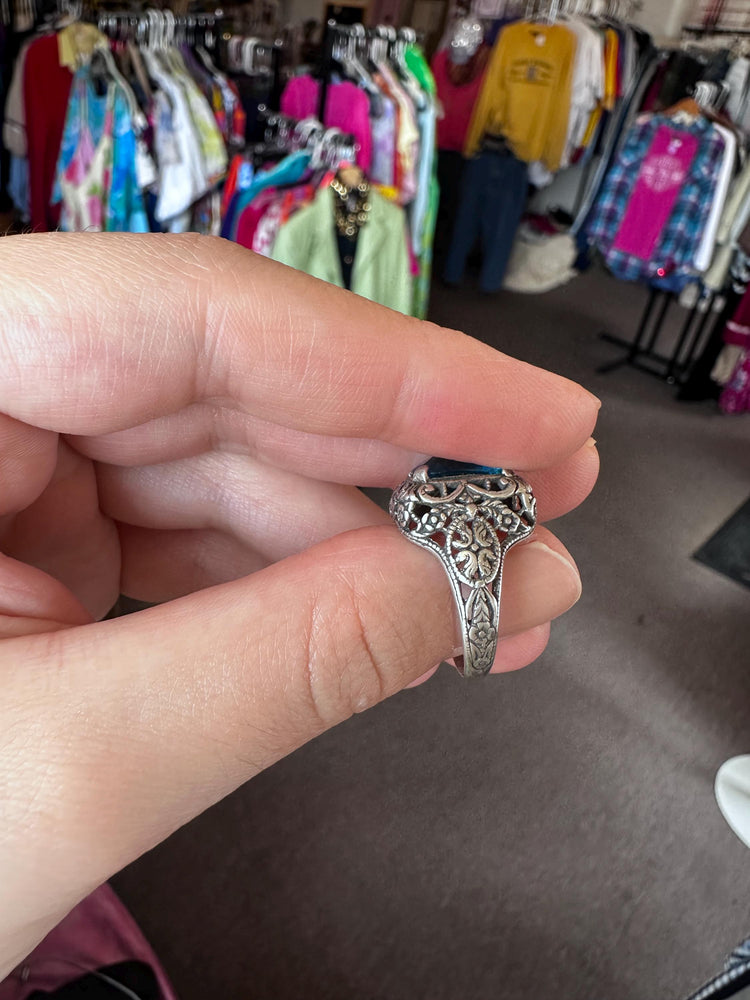 Victorian Blue Topaz Sterling Silver Floral Filigree Ring – Size 6