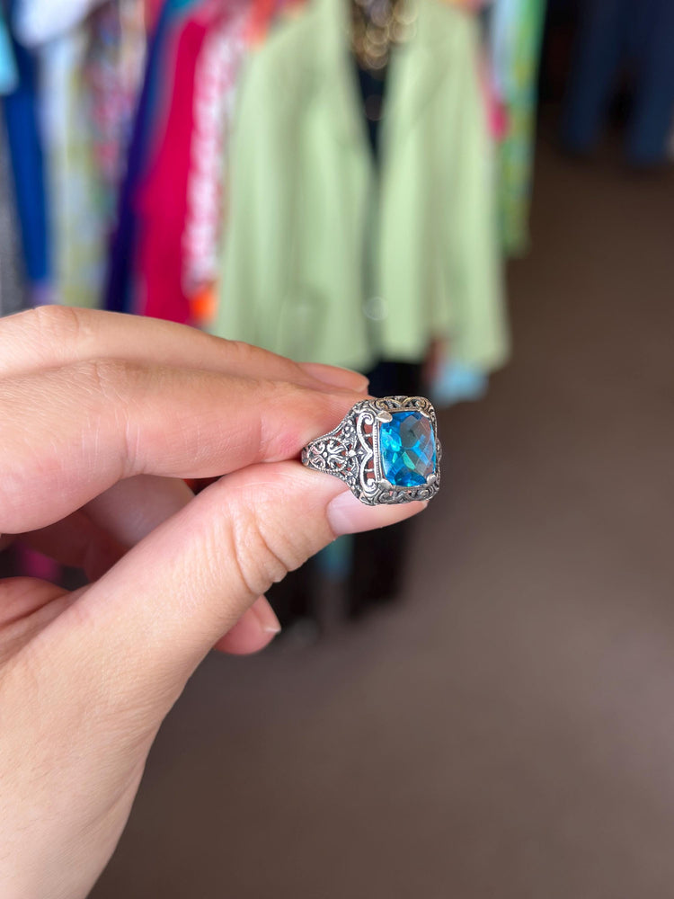 Victorian Blue Topaz Sterling Silver Floral Filigree Ring – Size 6