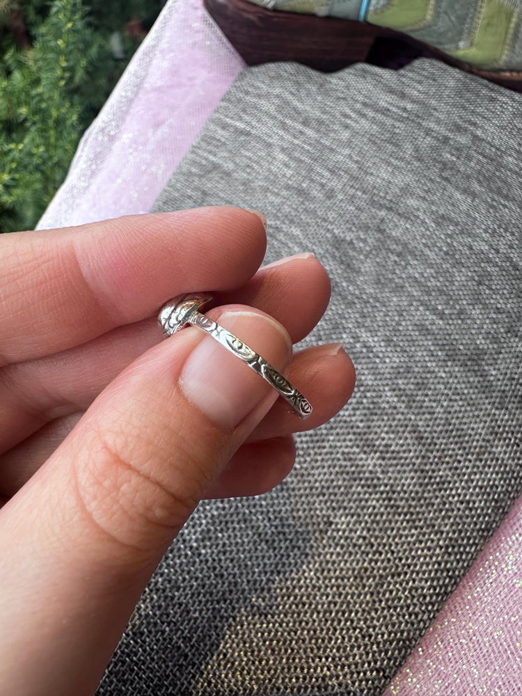 Vintage Sterling Silver Citrine Ring – Swirl Band, Size 7 (.925, 1.91g)