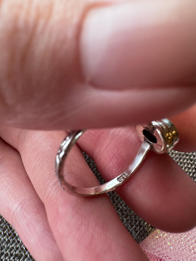 Vintage Sterling Silver Citrine Ring – Swirl Band, Size 7 (.925, 1.91g)