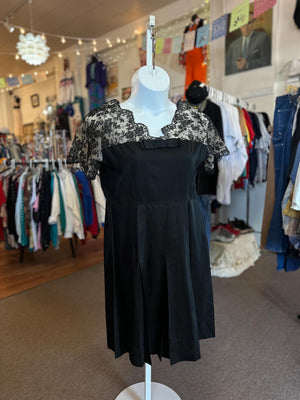1950's Vintage Plus Size Size Large XL Classy Little Black Dress