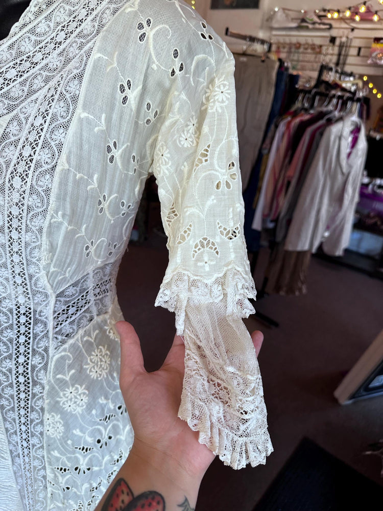 Antique Edwardian Crocheted Lace Cotton Tea Summer Bridal Gauzy Dress XXS/XS