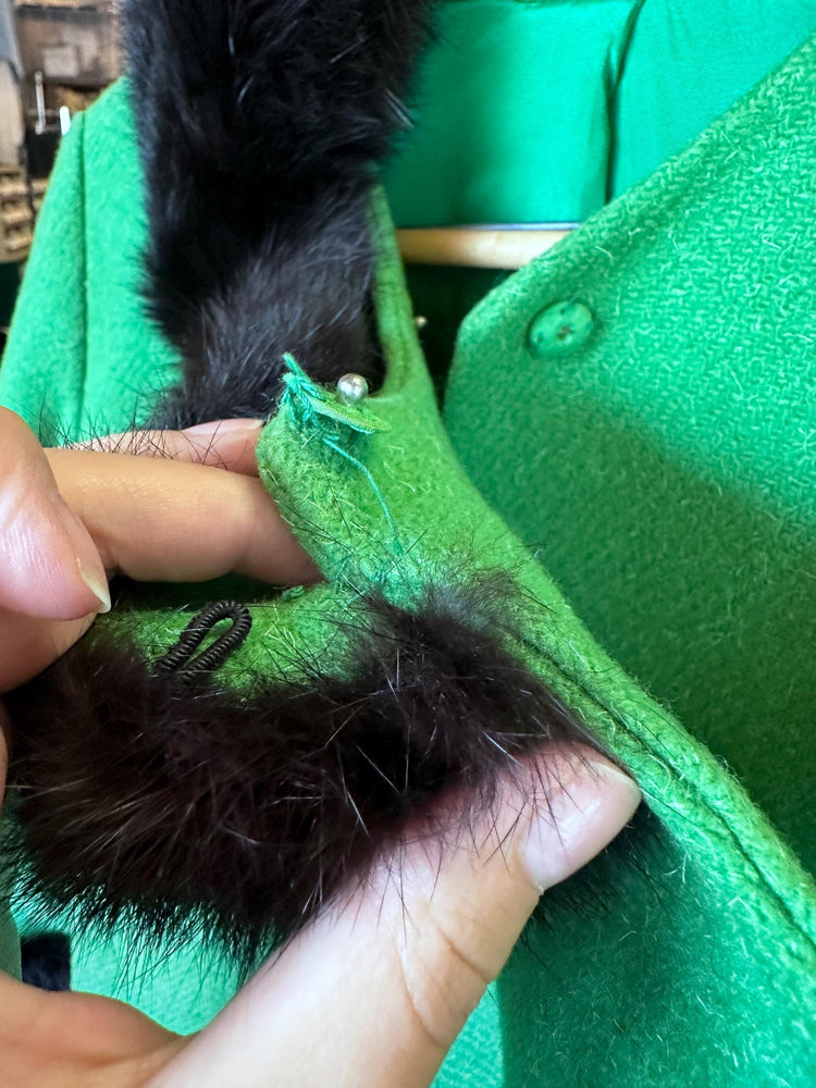 1960's VINTAGE Mod Kelly Green Wool and Fur Coat Size Small/XS