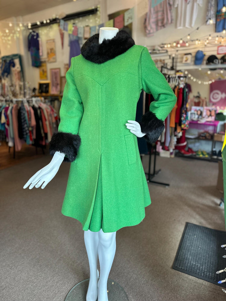 1960's VINTAGE Mod Kelly Green Wool and Fur Coat Size Small/XS