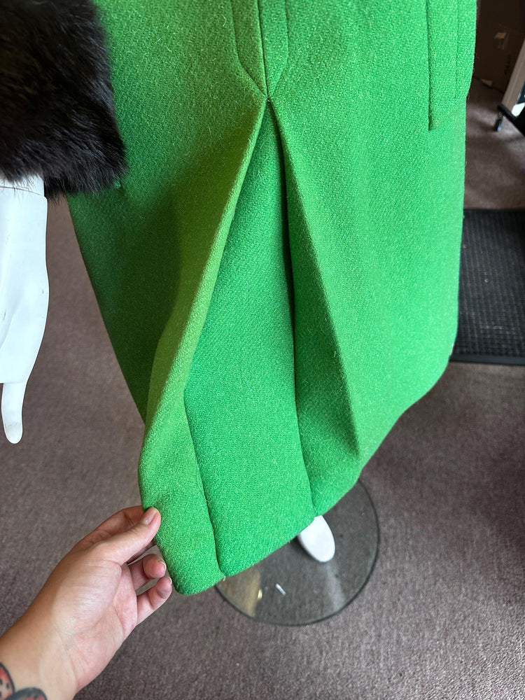 1960's VINTAGE Mod Kelly Green Wool and Fur Coat Size Small/XS