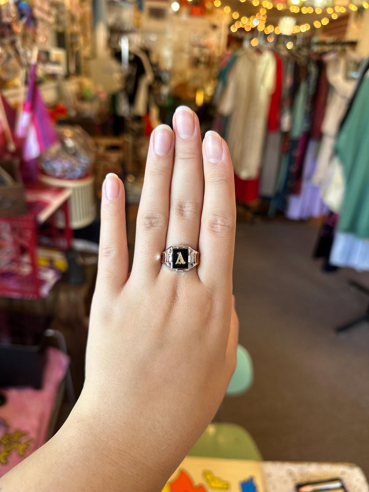 1940's or earlier Men's Signet Sterling Silver .925 A letter initial Ring size 10