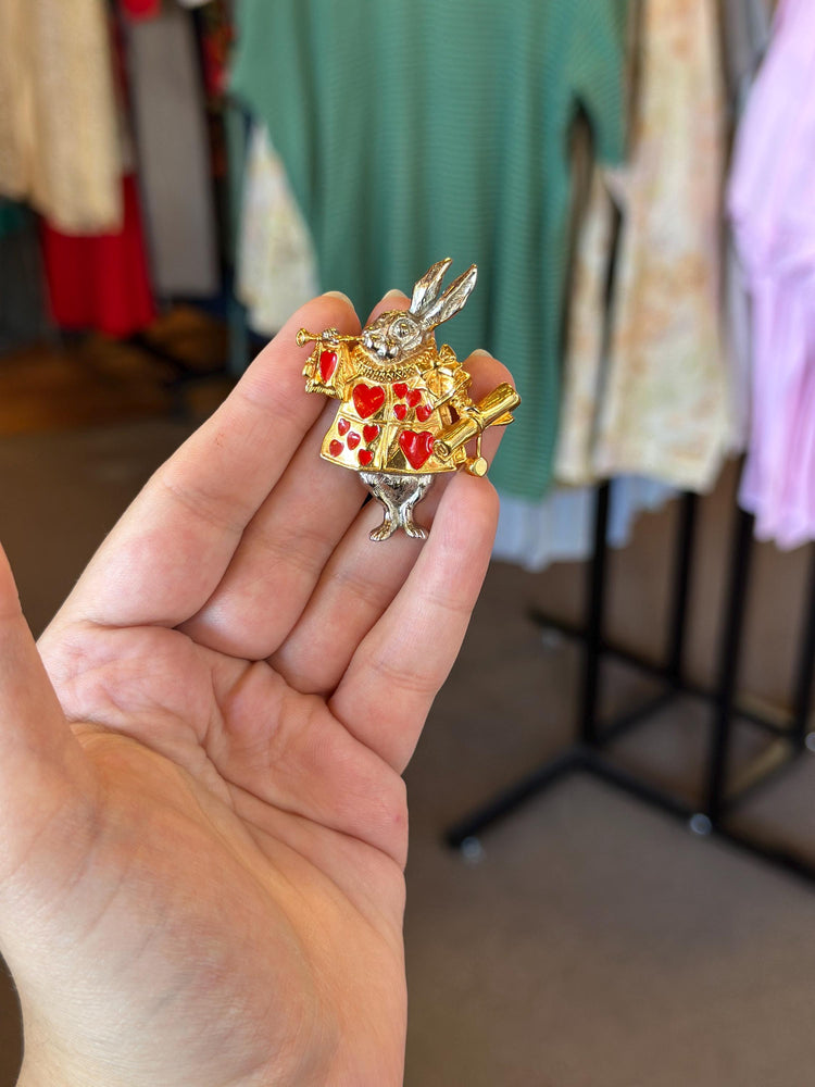 Alice In Wonderland MMA Signed Alice in Wonderland White Rabbit Queen of Hearts Brooch Pin
