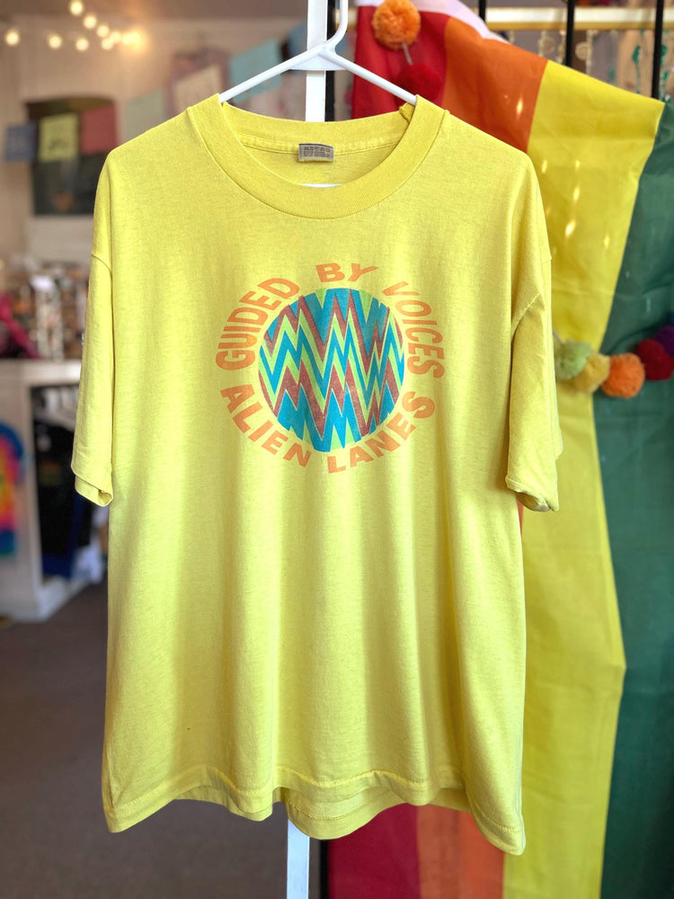 Vintage RARE 90's Guided by Voices Yellow Alien Lanes Authentic Indie Band T-shirt Size XL.