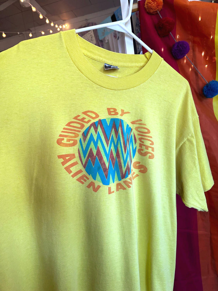Vintage RARE 90's Guided by Voices Yellow Alien Lanes Authentic Indie Band T-shirt Size XL.