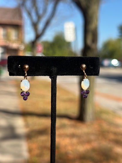 MCM Vintage 1940's-50's Goldtone Screwback Clip on Faux Created Opal Earrings