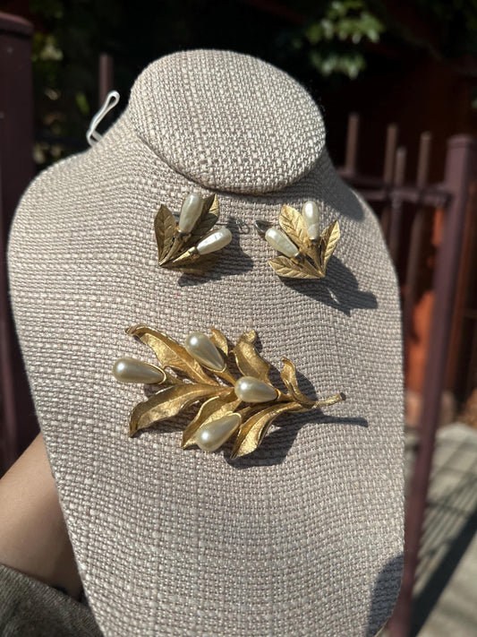 Vintage 1950s Trefari Gold Tone and Pearl Leaf Brooch and Clip on Earring Set