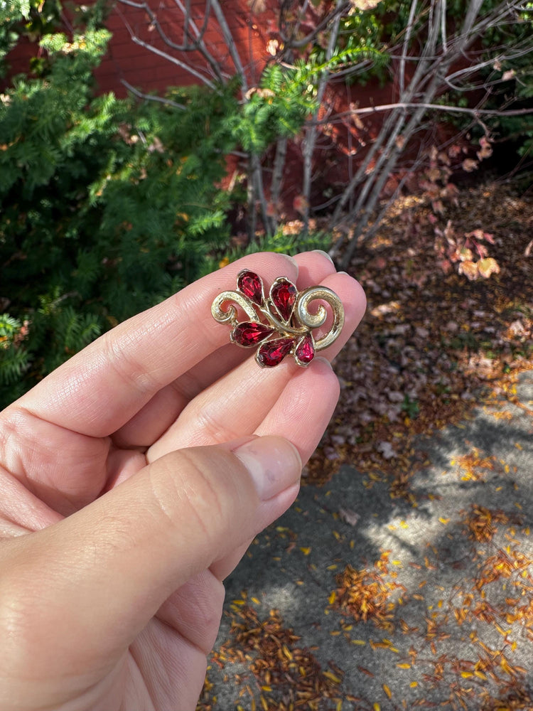 Vintage Trifari Gold Tone Ruby Rhinestone Necklace and Clip On Earring Set