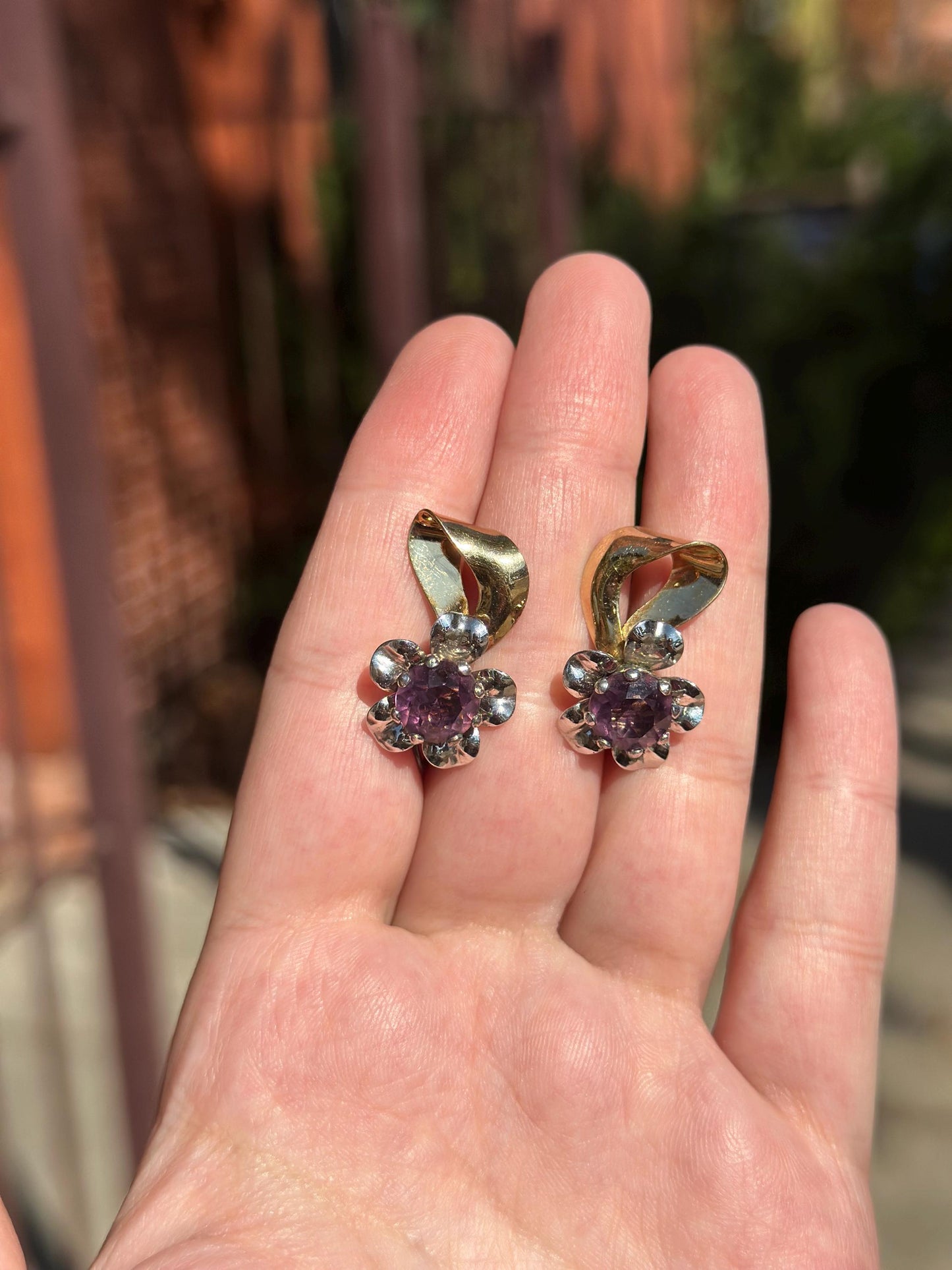 MCM Vintage Atomic 1940's-1950's Henry and Co Gold Filled Purple Buttercup Screw Back Clip On Earrings