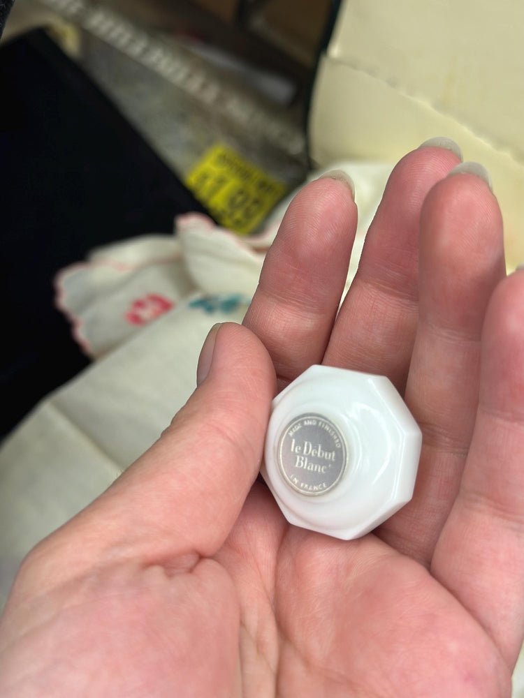 Antique 1920's Ultra Rare Le Debut Blanc Richard Hudnut Parfum de Gaiete Mini Bottle