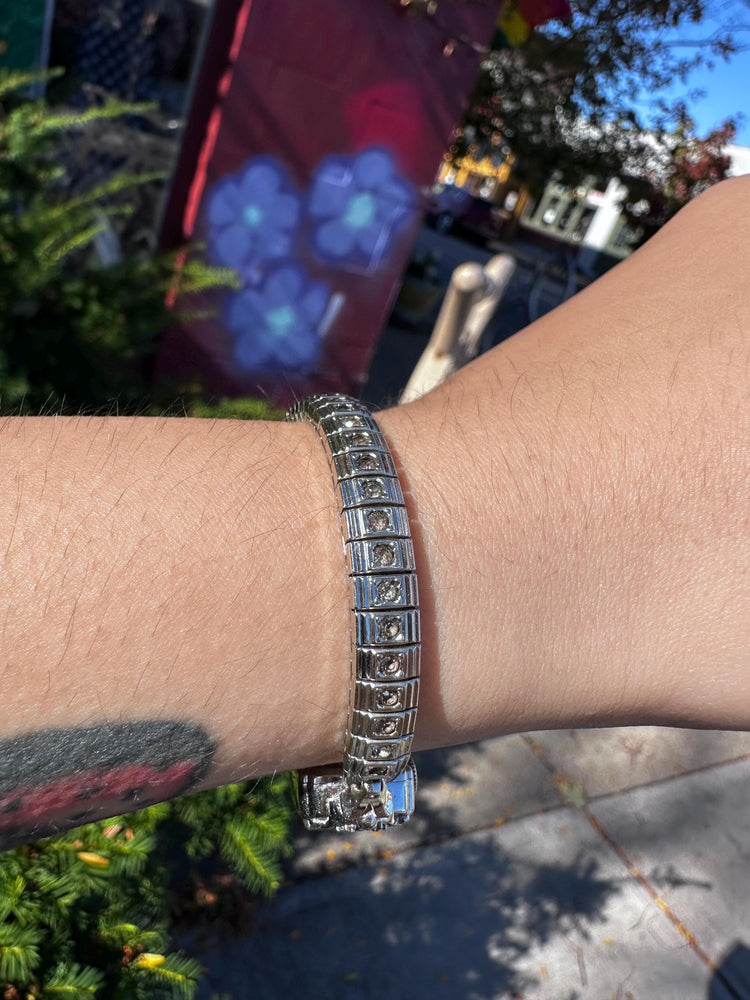 Antique 1950's Women's MCM 14K White Gold and Diamond Hamilton Manual Watch Works