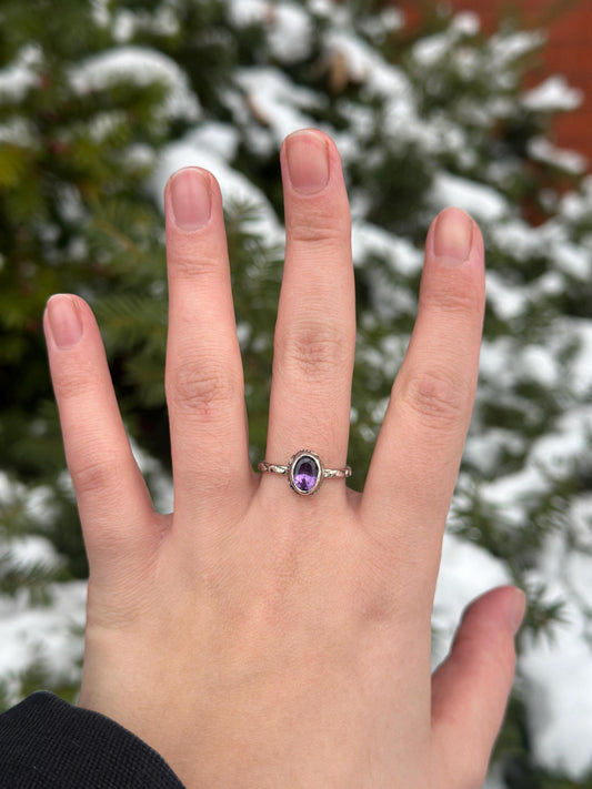 Vintage Faceted Sterling Silver Amethyst Ring Filagree Size 7.5